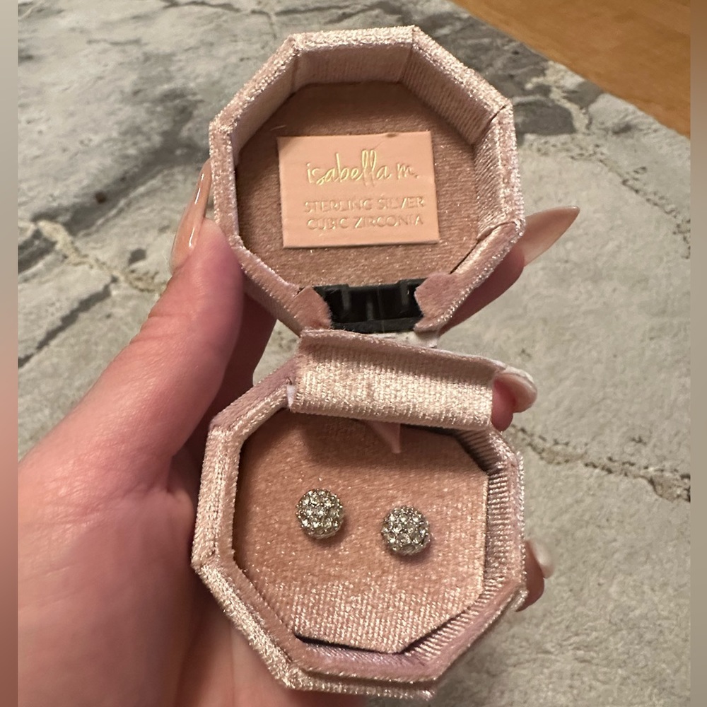 Ball earrings